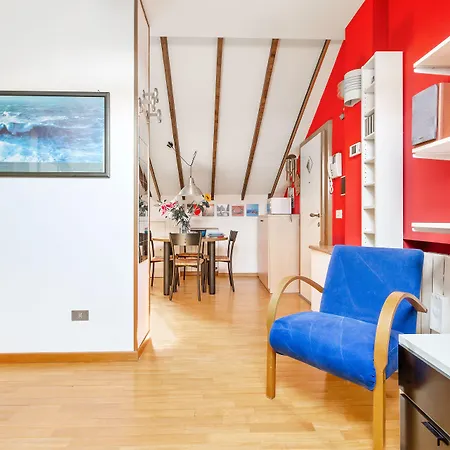 Guesthost - Piazza Risorgimento Cosy Apartamento *